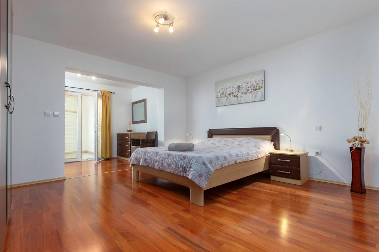 Comfort Apartments With Pool In Medulin (Adults Only) Extérieur photo