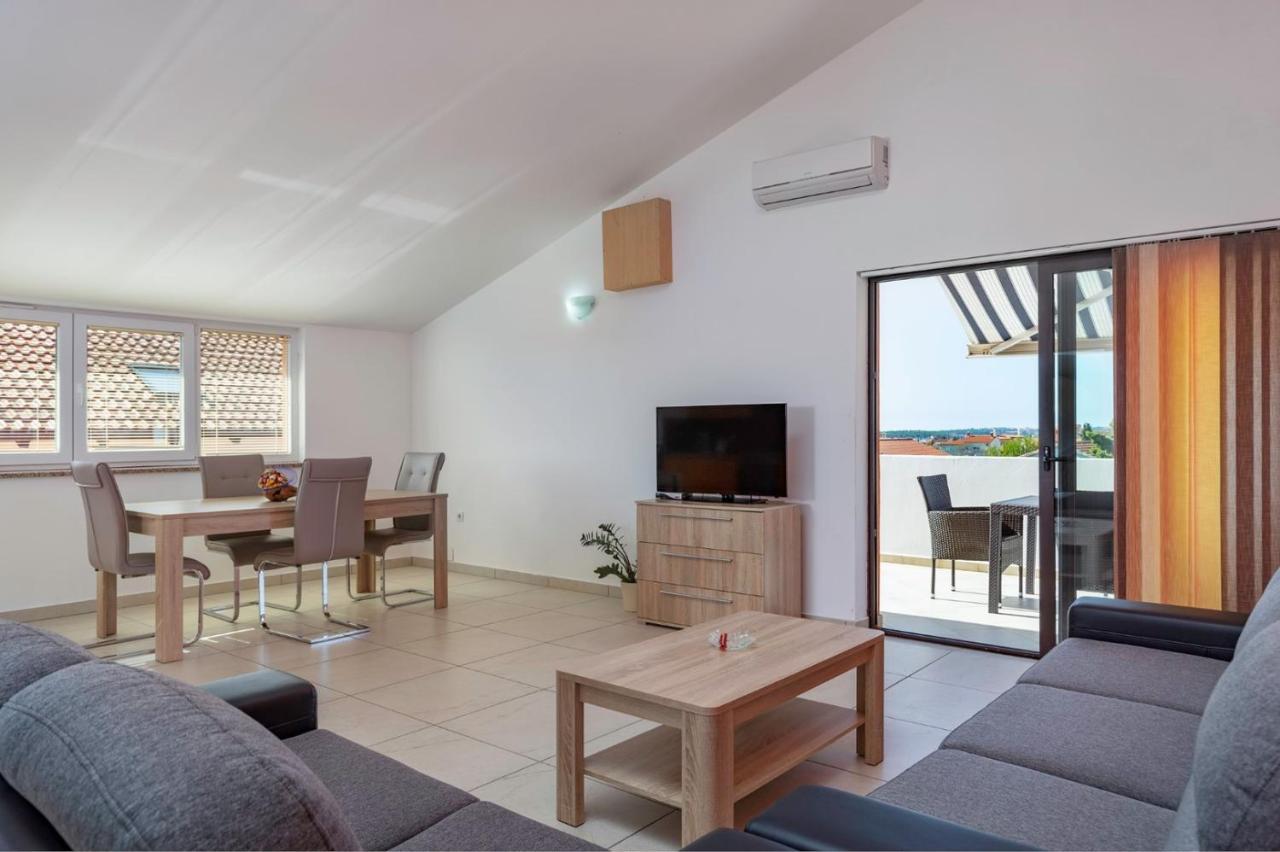 Comfort Apartments With Pool In Medulin (Adults Only) Extérieur photo