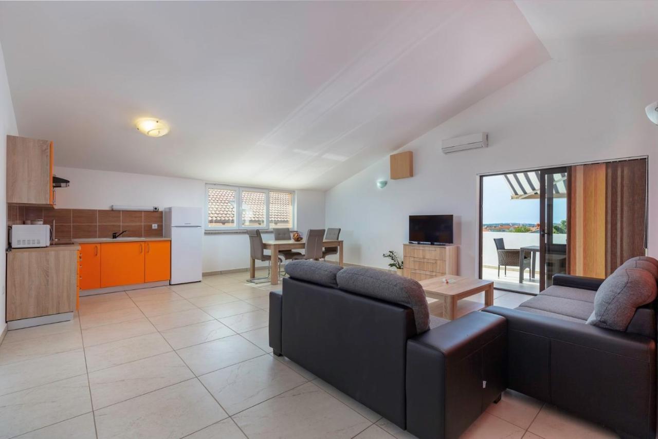 Comfort Apartments With Pool In Medulin (Adults Only) Extérieur photo