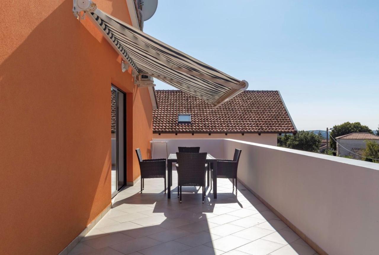 Comfort Apartments With Pool In Medulin (Adults Only) Extérieur photo